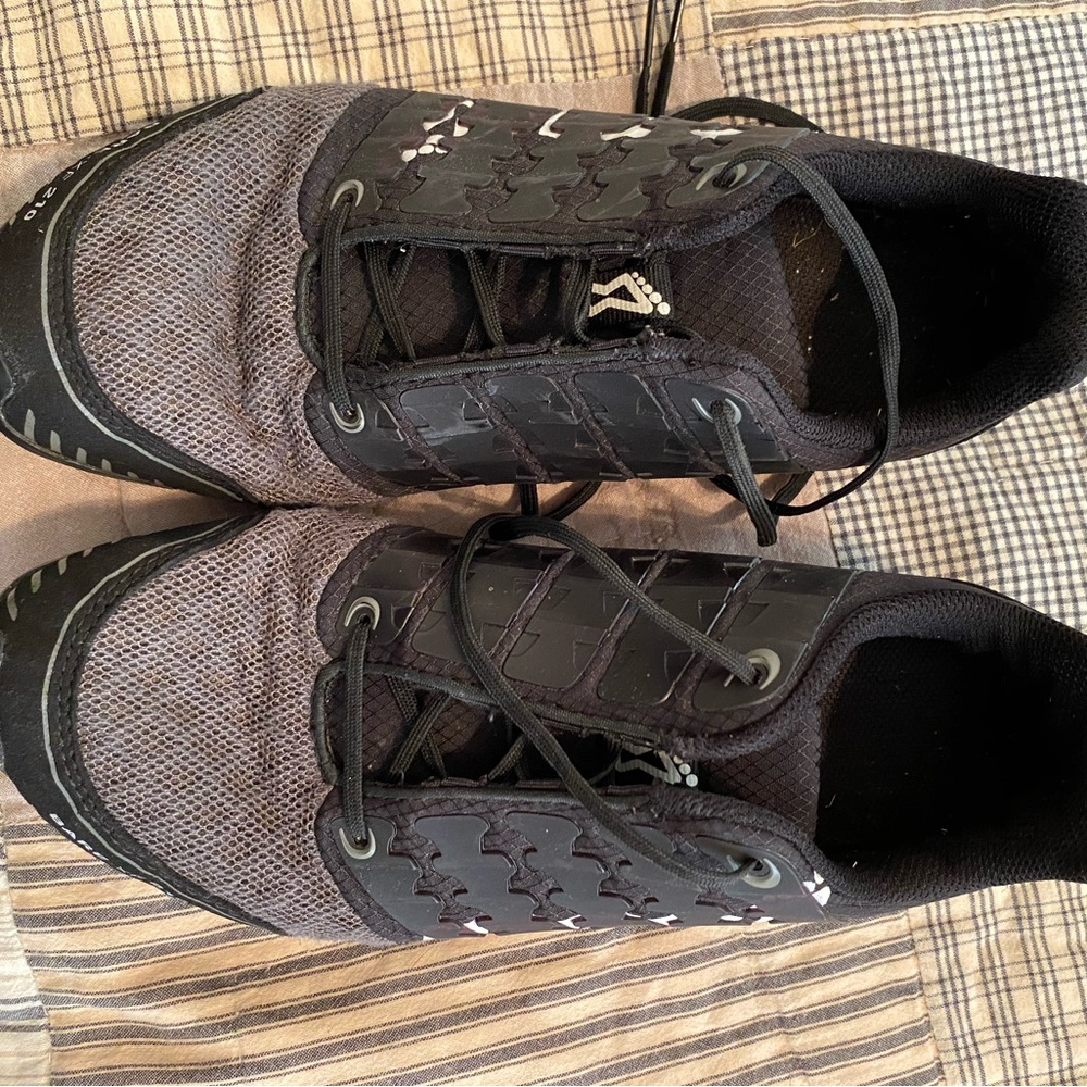 Inov-8 barefoot xf210